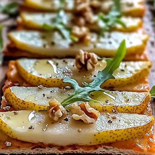 Cozy Pear & Gorgonzola Flatbread